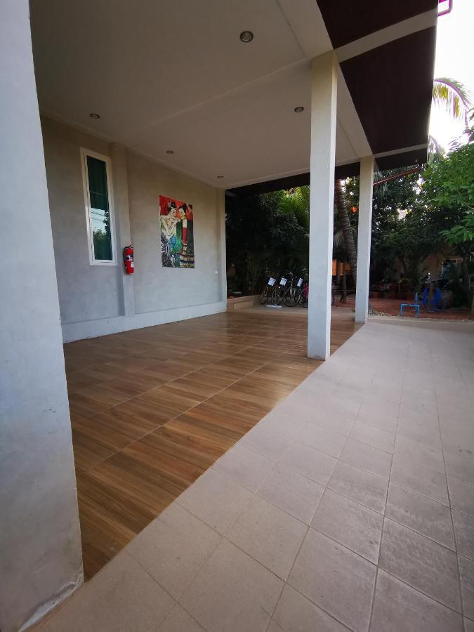 บุญเมืองน่าน Hotel Exterior foto
