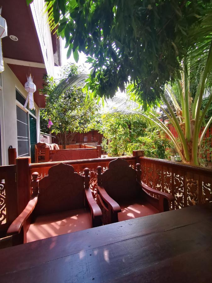บุญเมืองน่าน Hotel Exterior foto